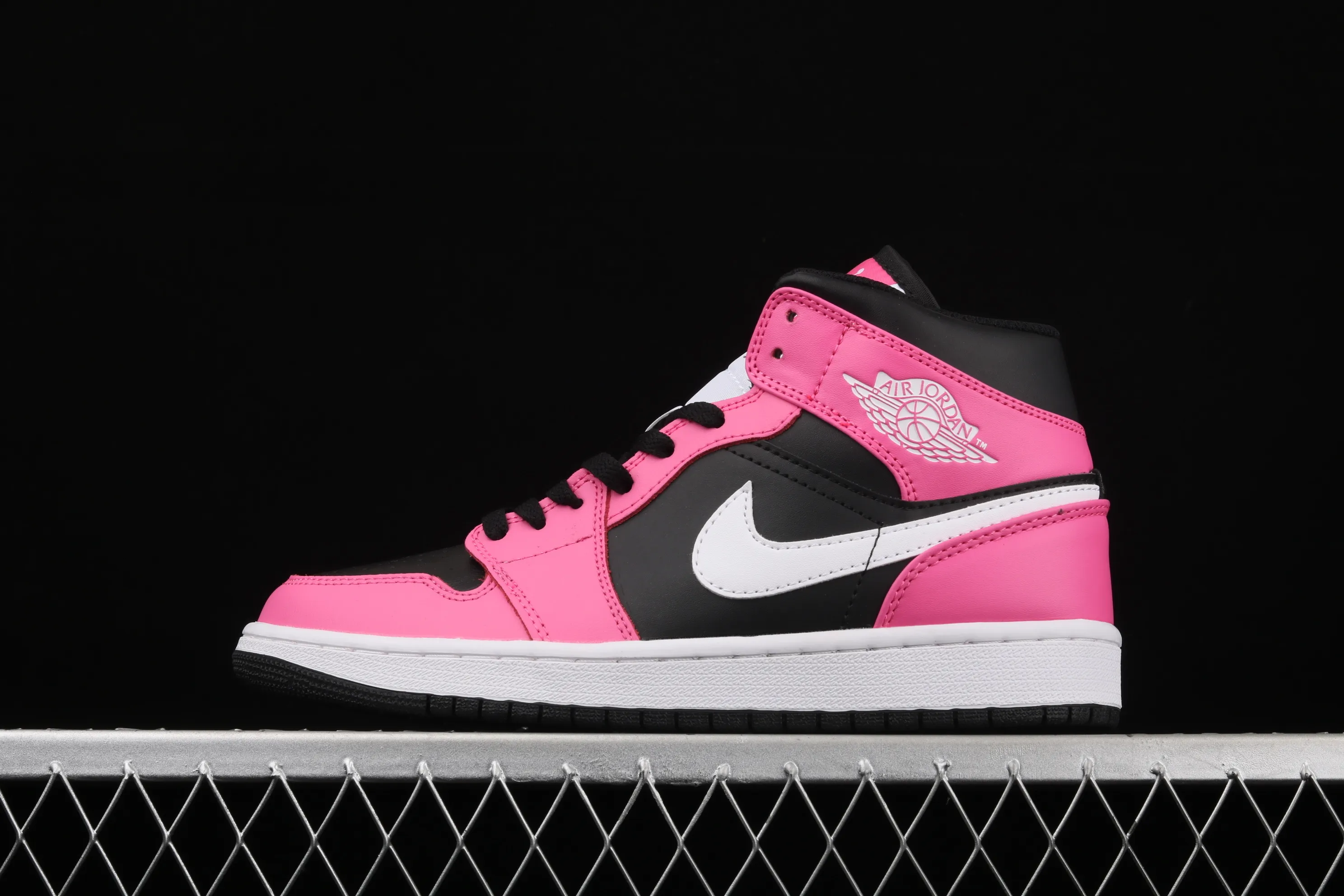 All categories Air Jordan Jordan series basketball shoes Air Jordan 1 Mid Air Jordan Mid AJ1 Joe 1 Pink Popsicle Zhongbang series basketball shoes 555112-002